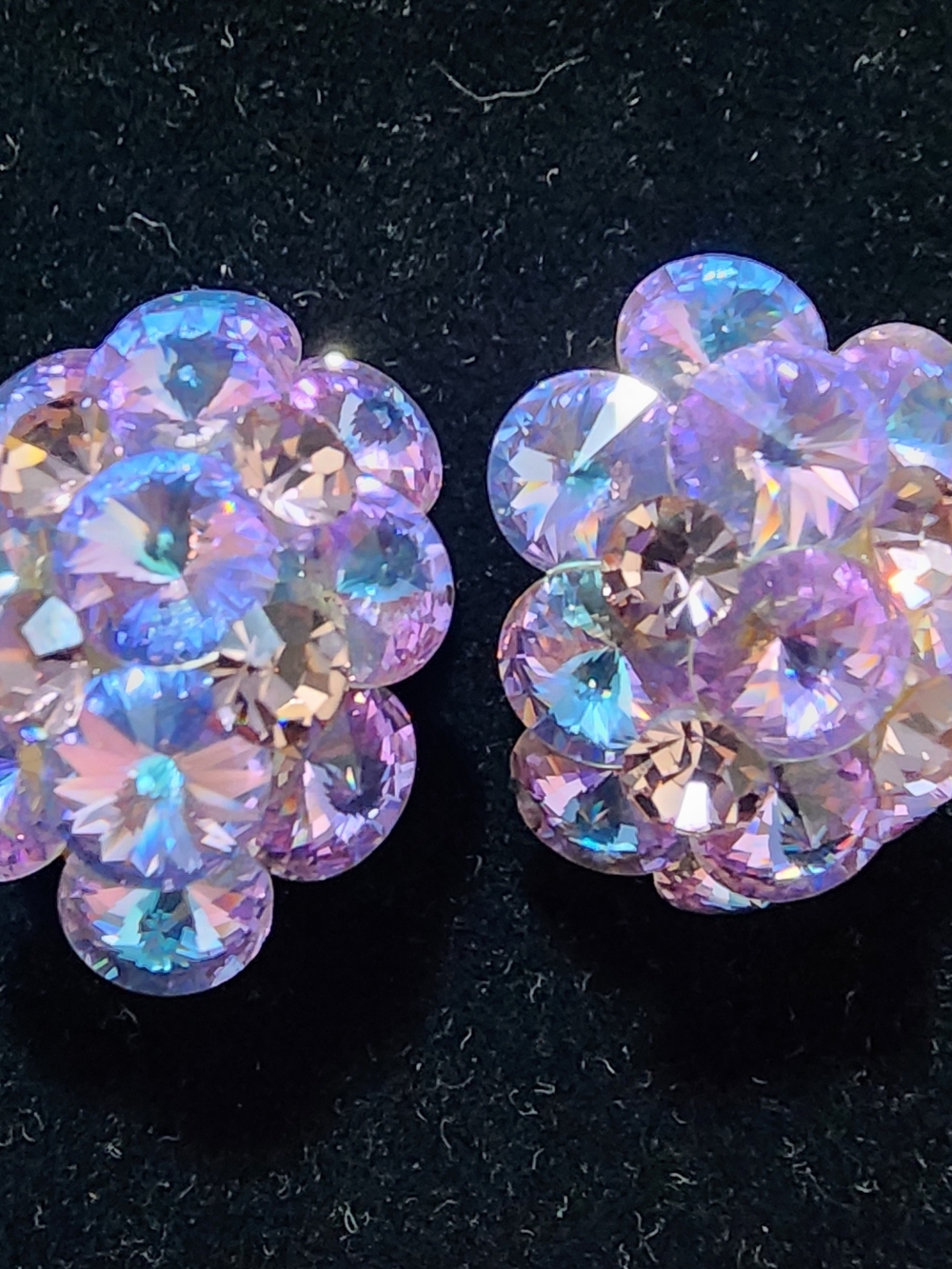 Fashion Jewelry Iridescent Cluster Clip On Earrings - Pink & Blue Hues